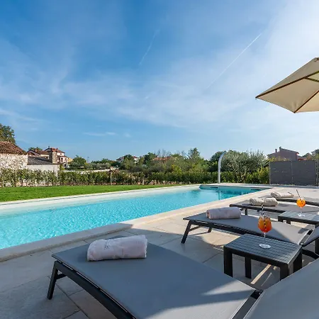 Atemberaubende Steinvila Mit Privatem Salzwasserpool Mit Bekannter Taverne Ums Eck Ferienhaus *