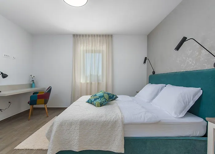 Atemberaubende Steinvila Mit Privatem Salzwasserpool Mit Bekannter Taverne Ums Eck *