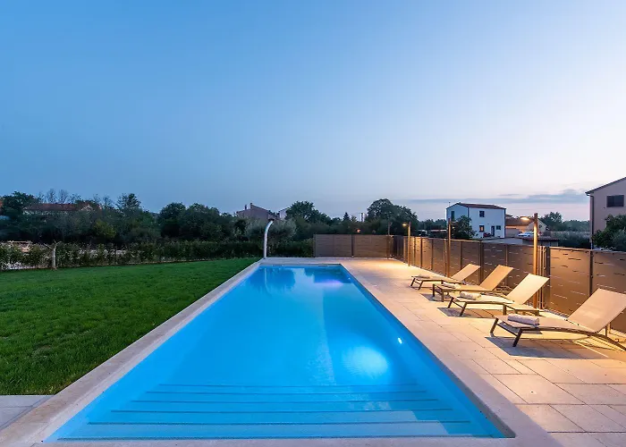 Atemberaubende Steinvila Mit Privatem Salzwasserpool Mit Bekannter Taverne Ums Eck *